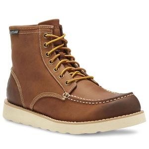 Eastland Women’s Lumber Up Moc Toe Boot Size 8